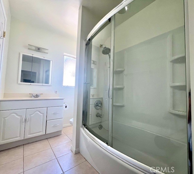 Detail Gallery Image 11 of 13 For 8954 Chimineas Ave, Northridge,  CA 91325 - 4 Beds | 2 Baths
