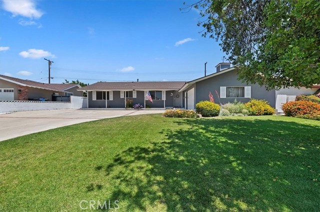 Detail Gallery Image 2 of 25 For 327 Cindy Ct, Pomona,  CA 91767 - 4 Beds | 2 Baths
