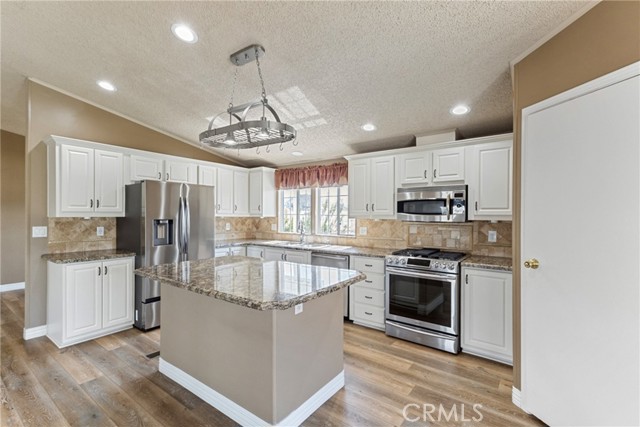 Detail Gallery Image 12 of 28 For 33105 Santiago Rd #149,  Acton,  CA 93510 - 3 Beds | 2 Baths
