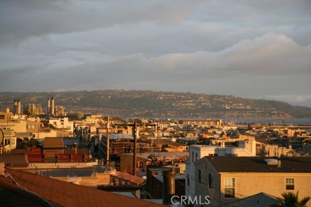 1449 Monterey Boulevard, Hermosa Beach, California 90254, 4 Bedrooms Bedrooms, ,3 BathroomsBathrooms,Residential,Sold,Monterey,S12114813