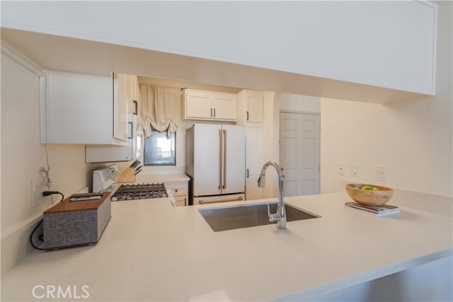 555 Maine Ave Unit 115, Long Beach, CA 90802 photo 5