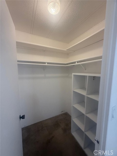 33013 Arbolado Lane, Lake Elsinore CA: https://media.crmls.org/medias/b8d7ba69-a4c0-4e9e-b102-af2d29eae6e1.jpg