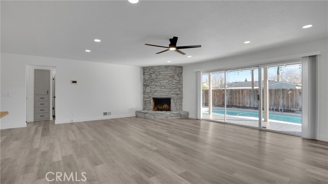 Image 8 of 28 For 2060 Loyola Way