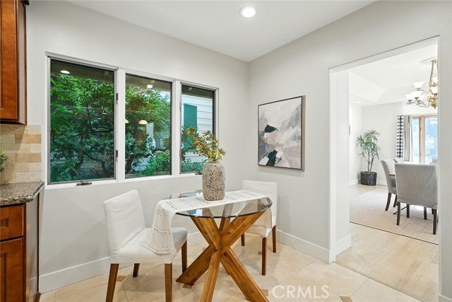 1210 Los Altos Avenue, Long Beach CA: https://media.crmls.org/medias/b8d82157-7115-4515-930c-c8db7ba62cc0.jpg