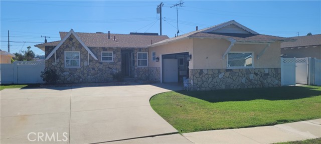 Detail Gallery Image 1 of 2 For 2120 Baja Ave, La Habra,  CA 90631 - 3 Beds | 2 Baths