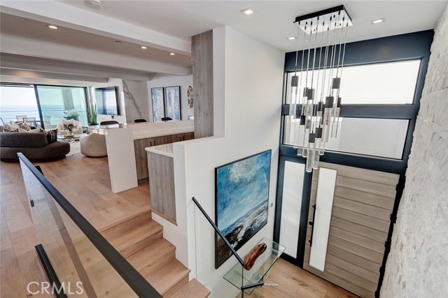 Detail Gallery Image 3 of 35 For 1208 the Strand #C,  Manhattan Beach,  CA 90266 - 3 Beds | 3 Baths