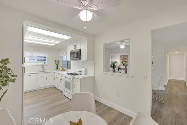 1540 Corte Hacienda, Upland CA: https://media.crmls.org/medias/b8d9e0b4-8927-4b6b-8685-03844df7c59e.jpg