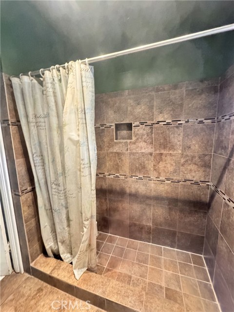 Detail Gallery Image 15 of 35 For 1450 Locust St, Pasadena,  CA 91106 - 2 Beds | 1 Baths