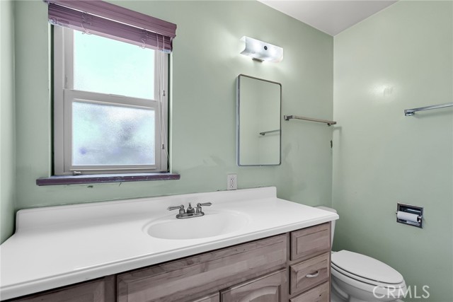 2886 Mcallister Street, Riverside CA: https://media.crmls.org/medias/b8dc02ca-dfaa-4b99-8b47-d3b1c238743e.jpg