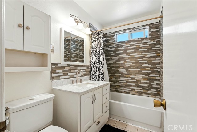 804 Naples Street, Monrovia CA: https://media.crmls.org/medias/b8dc84ac-5706-4dac-b7d1-51edb8414bc0.jpg
