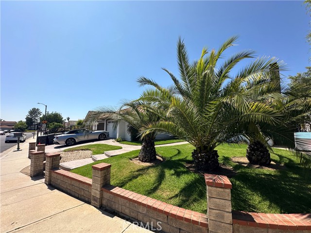 13191 Honeybee Street, Moorpark CA: https://media.crmls.org/medias/b8dcc1c7-b29d-48d7-8844-f591915c9104.jpg