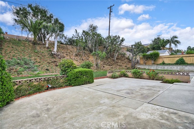 3023 N Oceanview Street, Orange CA: https://media.crmls.org/medias/b8dd9e38-6e75-464e-9a2d-2c2be0d868e2.jpg