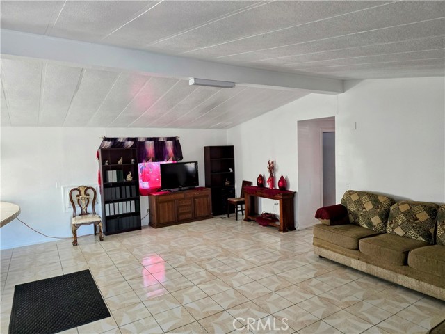 Detail Gallery Image 10 of 18 For 10144 Fetters St, Mojave,  CA 93501 - 3 Beds | 2 Baths