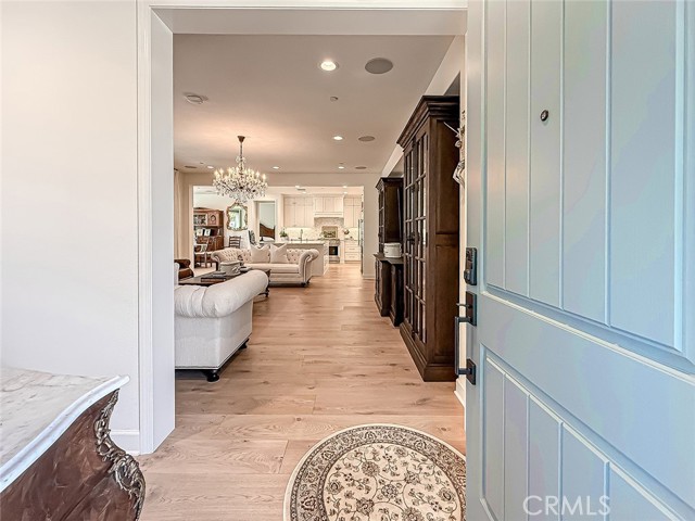Detail Gallery Image 4 of 43 For 2410 Quartsite Dr, Camarillo,  CA 93012 - 2 Beds | 2/1 Baths