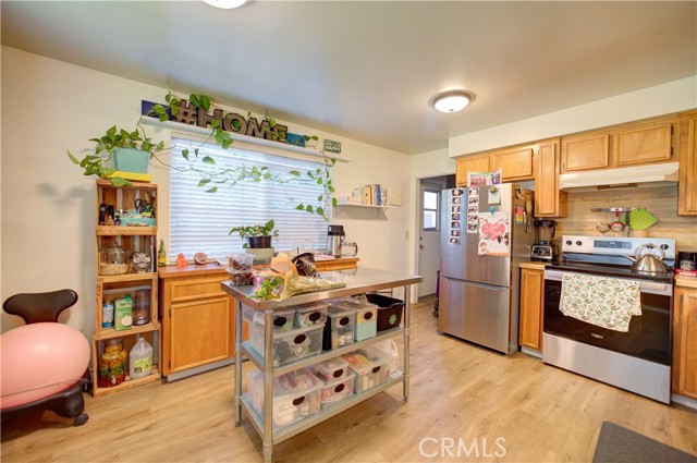 Detail Gallery Image 5 of 37 For 866 Brighton Ave, Grover Beach,  CA 93433 - – Beds | – Baths