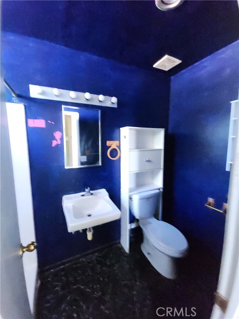 Detail Gallery Image 11 of 14 For 14420 Dos Palmas Rd, Victorville,  CA 92392 - 4 Beds | 2 Baths