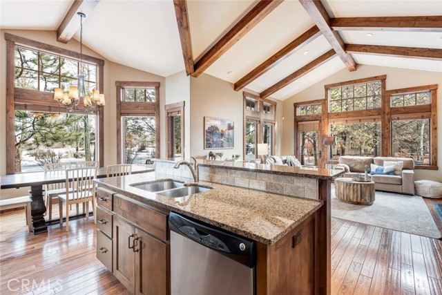 Detail Gallery Image 21 of 25 For 17719 Caldera Springs Dr, –,  OR 97707 - 3 Beds | 4 Baths