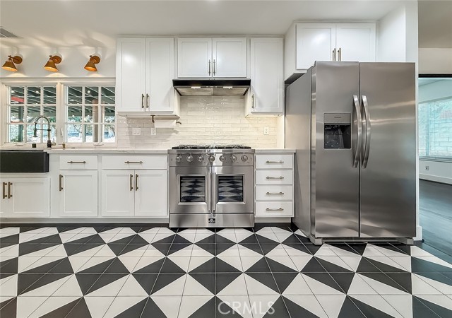 3301 Blue Ridge Court, Thousand Oaks CA: https://media.crmls.org/medias/b8e1d585-40d3-4645-bd2b-0be1a0df9cf7.jpg
