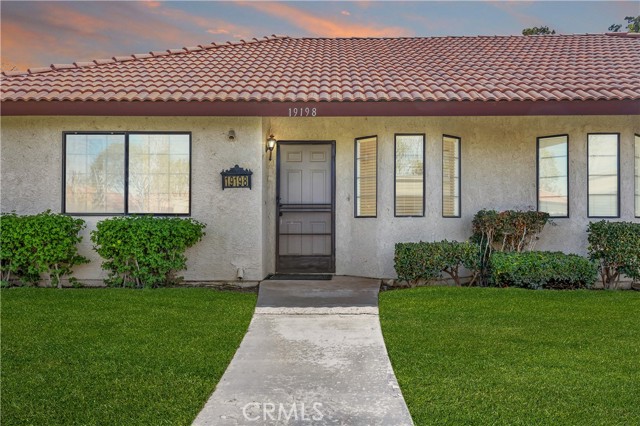 Detail Gallery Image 1 of 25 For 19198 Palo Verde Dr, Apple Valley,  CA 92308 - 2 Beds | 1/1 Baths