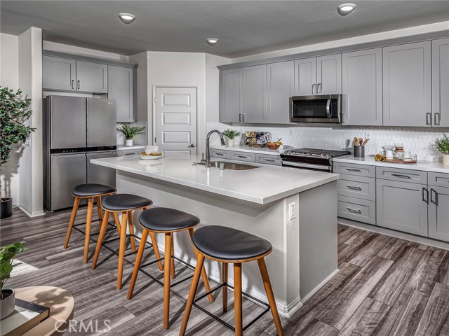 Detail Gallery Image 2 of 19 For 35221 Lopez Ln, Beaumont,  CA 92223 - 4 Beds | 2/1 Baths