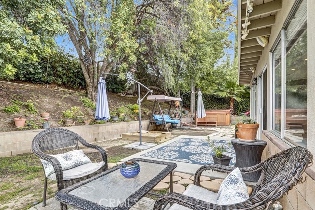 7007 Pomelo Drive, West Hills CA: https://media.crmls.org/medias/b8e34b39-0b1a-4724-bd36-9baec0e82200.jpg