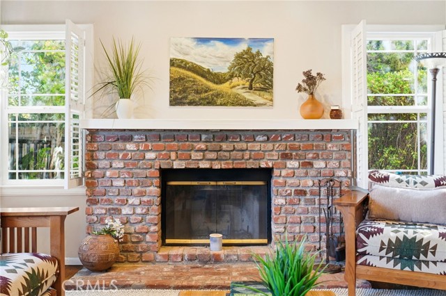 Detail Gallery Image 9 of 45 For 4963 Haskell, Encino,  CA 91436 - 4 Beds | 2 Baths