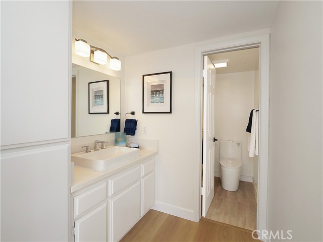 839 6th Street, Hermosa Beach, California 90254, 2 Bedrooms Bedrooms, ,2 BathroomsBathrooms,Residential,Sold,6th,SB22052797