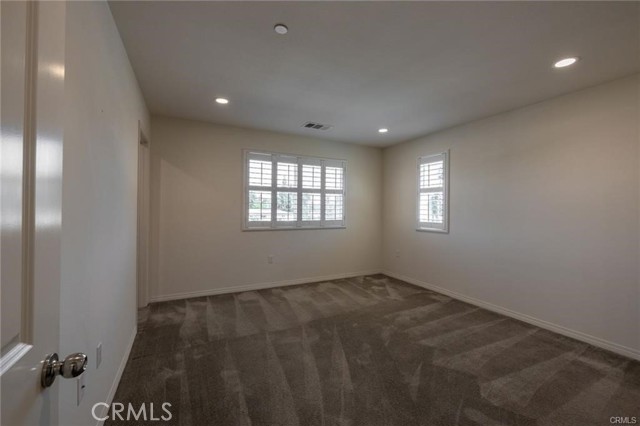 Detail Gallery Image 14 of 18 For 120 S Pacific Ave #39,  Santa Ana,  CA 92703 - 4 Beds | 3/1 Baths