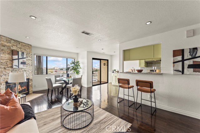 1436 257th ST Unit: 303