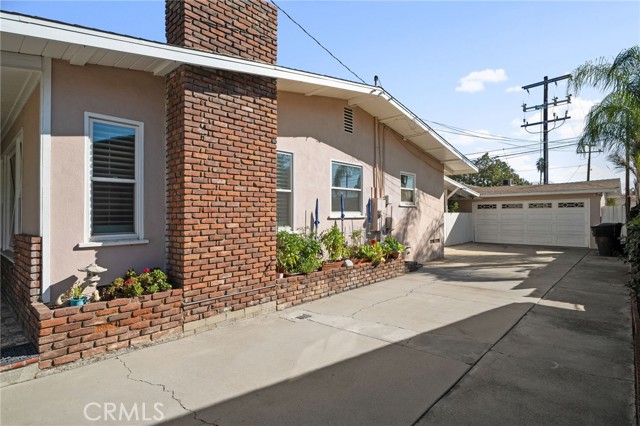 Detail Gallery Image 7 of 35 For 2761 N F St, San Bernardino,  CA 92405 - 3 Beds | 1/1 Baths