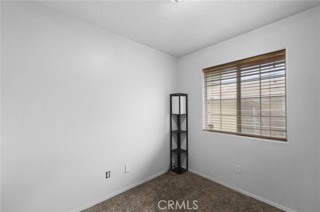 Detail Gallery Image 12 of 27 For 23939 Elsinore Ln, Menifee,  CA 92587 - 3 Beds | 1 Baths