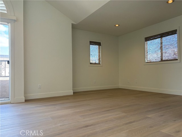 12 Longstreet, Irvine CA: https://media.crmls.org/medias/b8e7ac7d-e7a6-4d54-8703-0f79d33ccb0b.jpg