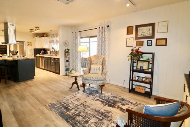 Detail Gallery Image 32 of 46 For 12726 Lake Forest Dr #25,  La Mirada,  CA 90638 - 2 Beds | 2 Baths