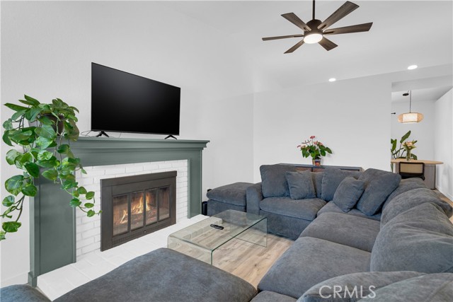 Detail Gallery Image 7 of 33 For 331 Wild Mustard Ln, Paso Robles,  CA 93446 - 2 Beds | 2 Baths