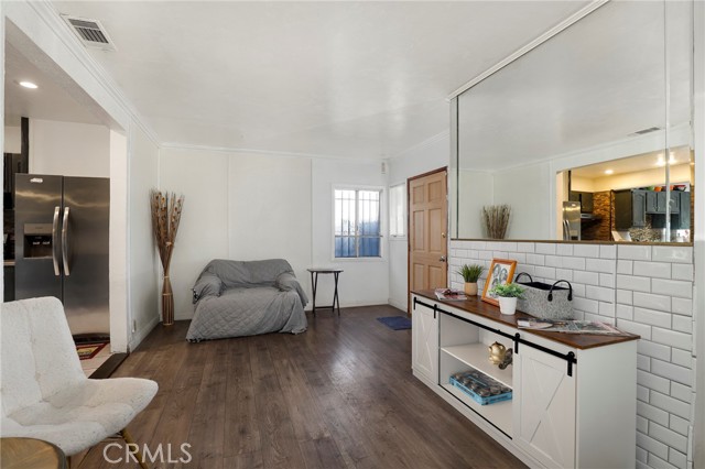 Detail Gallery Image 15 of 35 For 12623 S Slater, Compton,  CA 90222 - 3 Beds | 2/1 Baths