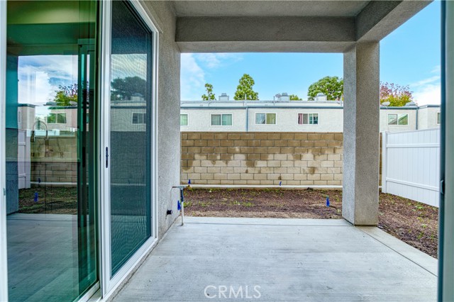 Detail Gallery Image 10 of 31 For 305 N Mountain View St, Santa Ana,  CA 92703 - 3 Beds | 3/1 Baths