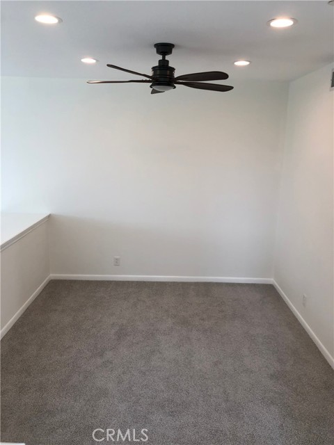 6267 Surfpoint Circle, Huntington Beach CA: https://media.crmls.org/medias/b8eb66b0-ca49-4a65-8b02-aece22701741.jpg