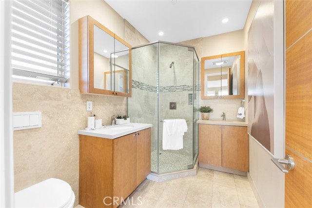 3355 Alta Laguna Boulevard, Laguna Beach CA: https://media.crmls.org/medias/b8ebbc4a-9ae4-4c12-91be-a6086ee97fa9.jpg