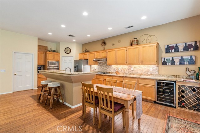 Detail Gallery Image 15 of 46 For 17920 Pony Butte Ct, Perris,  CA 92570 - 4 Beds | 2/1 Baths