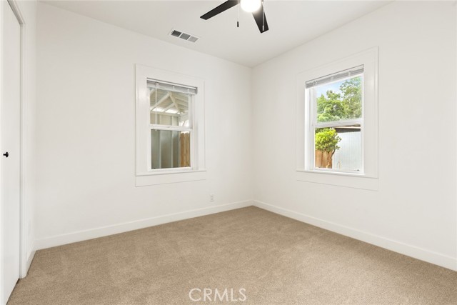 770 E 20th Street, Chico CA: https://media.crmls.org/medias/b8ecb513-ed57-4e69-b826-286f06923860.jpg