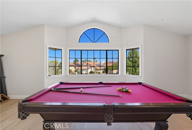 1372 Old Trail DR, Corona CA: https://media.crmls.org/medias/b8ecc3aa-e11e-421b-8d2e-9108eb9a4bae.jpg