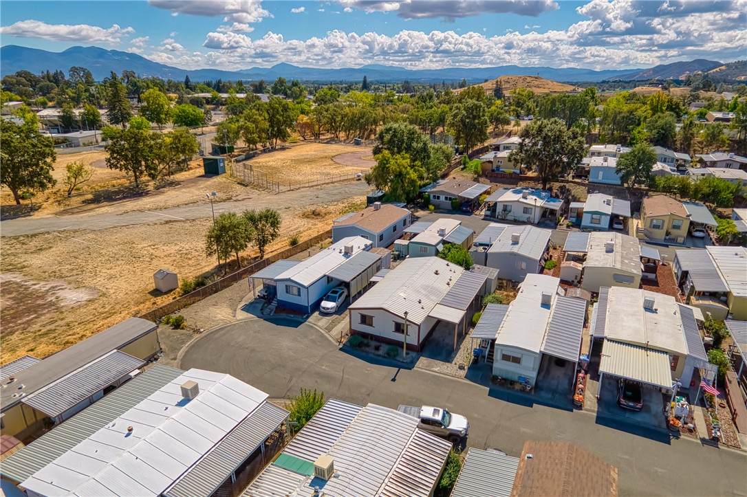 Detail Gallery Image 3 of 41 For 1025 Martin St #27,  Lakeport,  CA 95453 - 3 Beds | 2 Baths