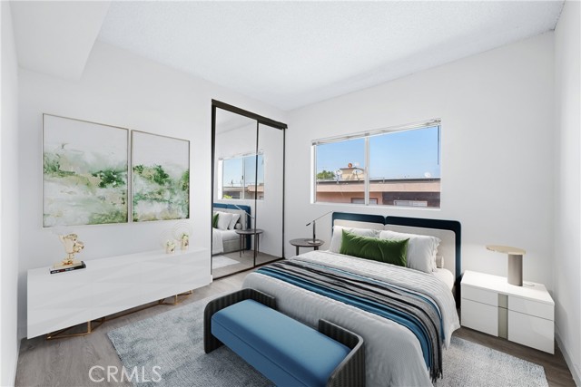 Detail Gallery Image 4 of 22 For 5403 Newcastle Ave #43,  Encino,  CA 91316 - 2 Beds | 2 Baths