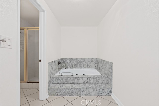 Detail Gallery Image 15 of 26 For 8642 Gregory Way #204,  Los Angeles,  CA 90035 - 2 Beds | 2 Baths