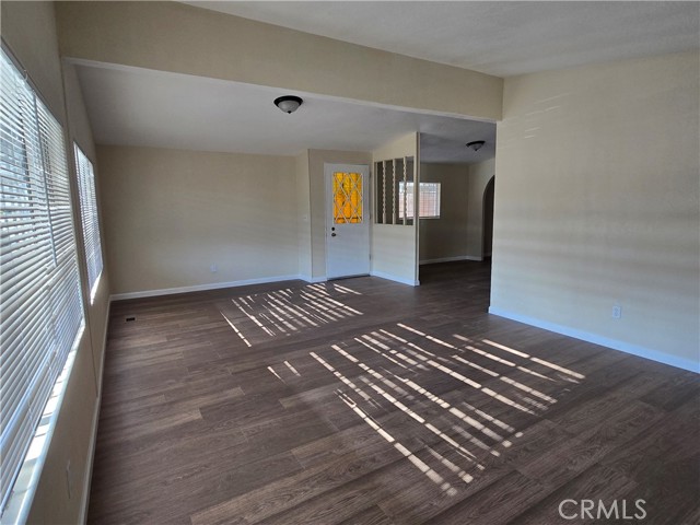 542 Castille Drive, Hemet CA: https://media.crmls.org/medias/b8eead81-23d7-4f66-bfdf-3b792013bc16.jpg