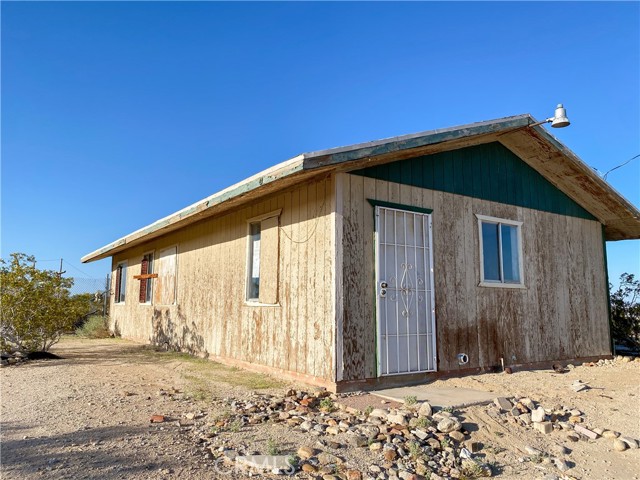 Image 2 for 1561 Shoshone Valley Rd, 29 Palms, CA 92277