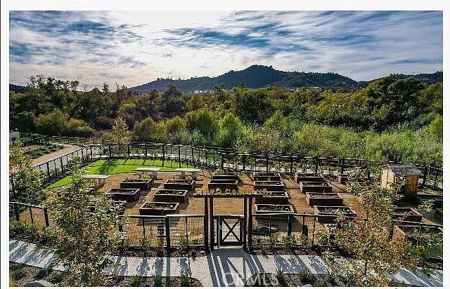 Detail Gallery Image 50 of 55 For 35157 Grove, Fallbrook,  CA 92028 - 4 Beds | 2/1 Baths