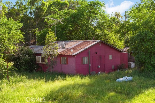 417 Cox Lane, Oroville CA: https://media.crmls.org/medias/b8f0ab52-14b4-4124-aa59-4ac87d994796.jpg