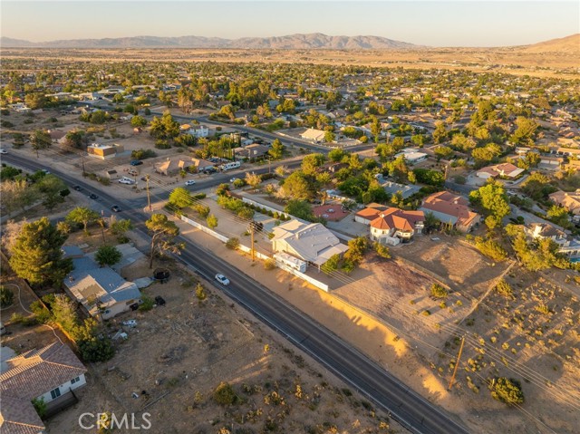 18463 Orange Street, Hesperia CA: https://media.crmls.org/medias/b8f104c8-eab4-4314-be23-89c5dae30950.jpg