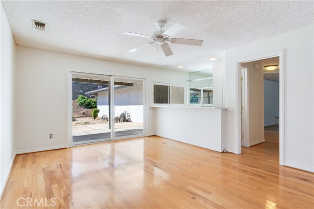 Detail Gallery Image 11 of 40 For 1517 Pamela Crest, Redlands,  CA 92373 - 4 Beds | 3 Baths